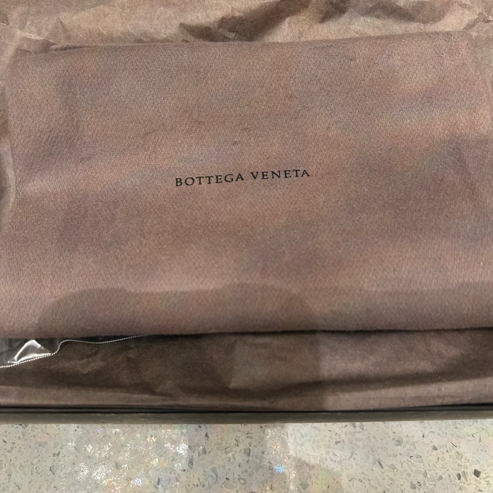 Bottega Veneta The Curve Light Blue Heeled Sandals - Picture 9 of 9